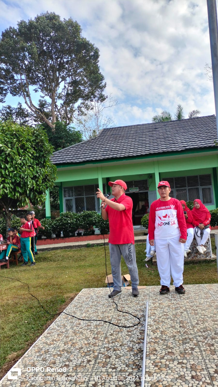 MTsN 4 Sarolangun menyambut hari kemerdekaan yang ke - 79, dengan kegiatan yang Menyala 