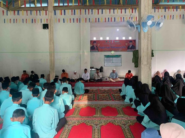 MTsN 4 Sarolangun Gelar Yasinan Rutin Setiap Jumat Pagi